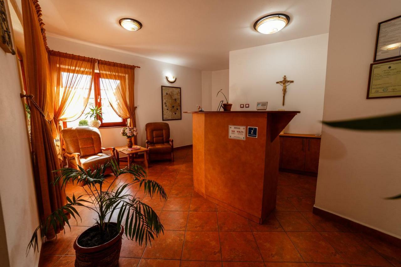 Pensiunea Eva Bed & Breakfast Sovata Exterior photo